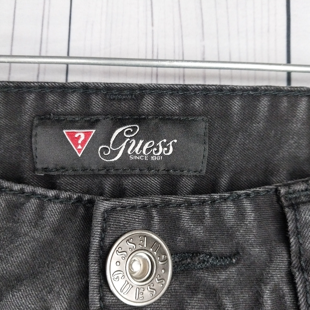 Guess Medium Rise Sarah Fit Faded Black Skinny Jeans - Picture 3 of 15